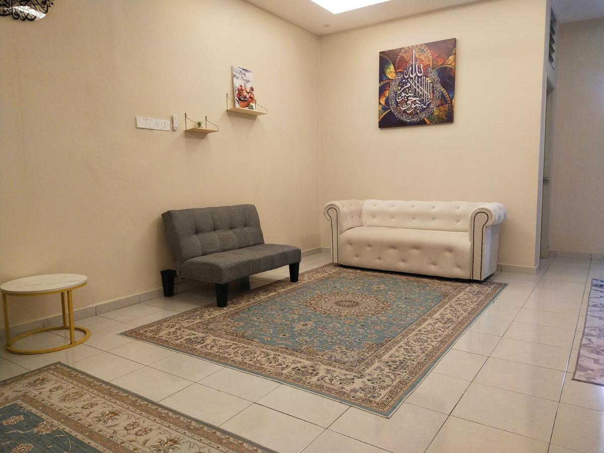 Axaida Homestay Parit Jawa Bakar Parit Extérieur photo