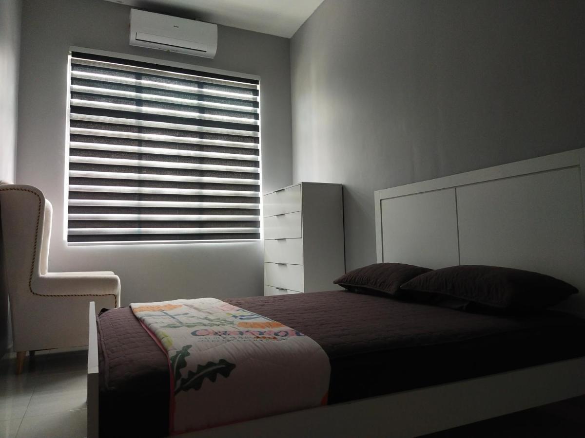 Axaida Homestay Parit Jawa Bakar Parit Extérieur photo