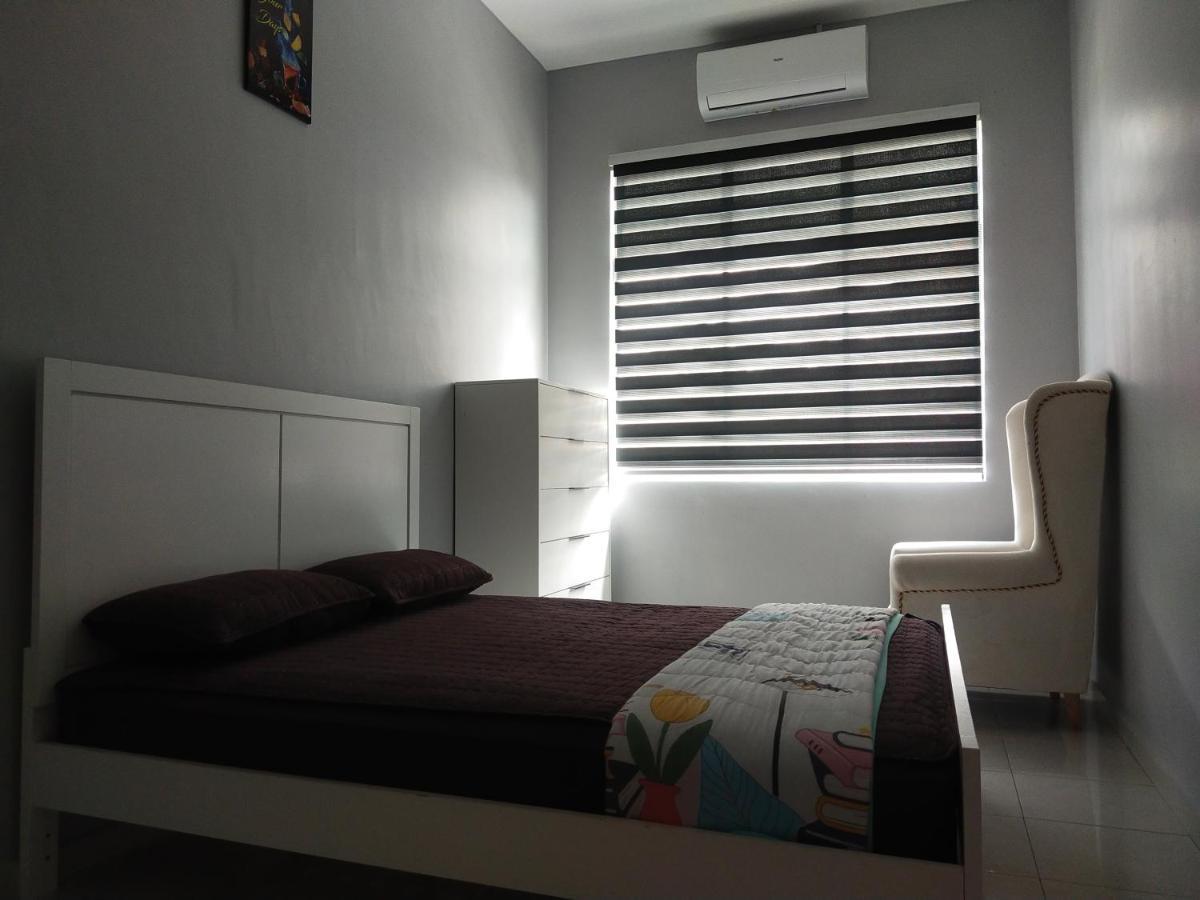 Axaida Homestay Parit Jawa Bakar Parit Extérieur photo