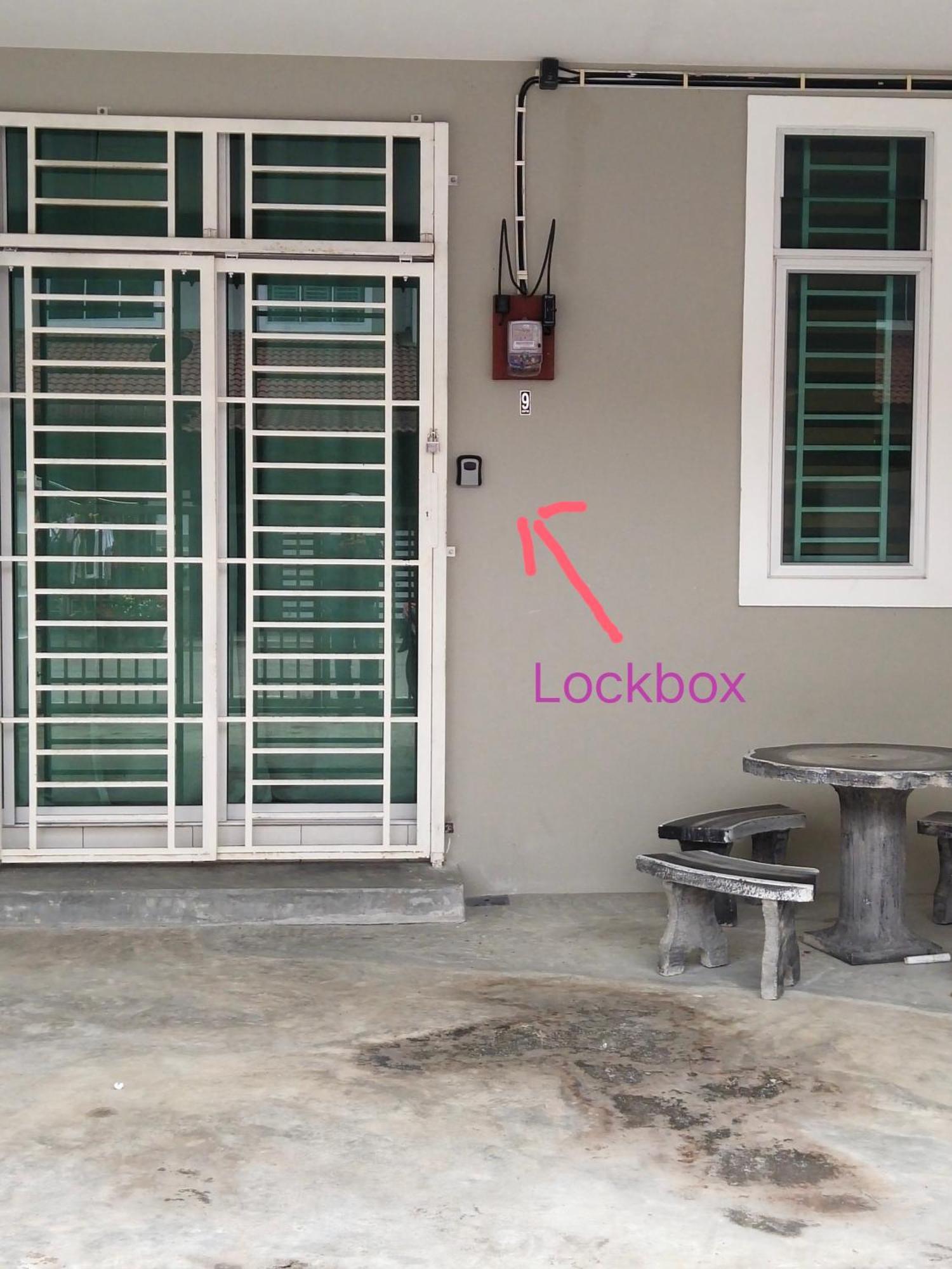 Axaida Homestay Parit Jawa Bakar Parit Extérieur photo